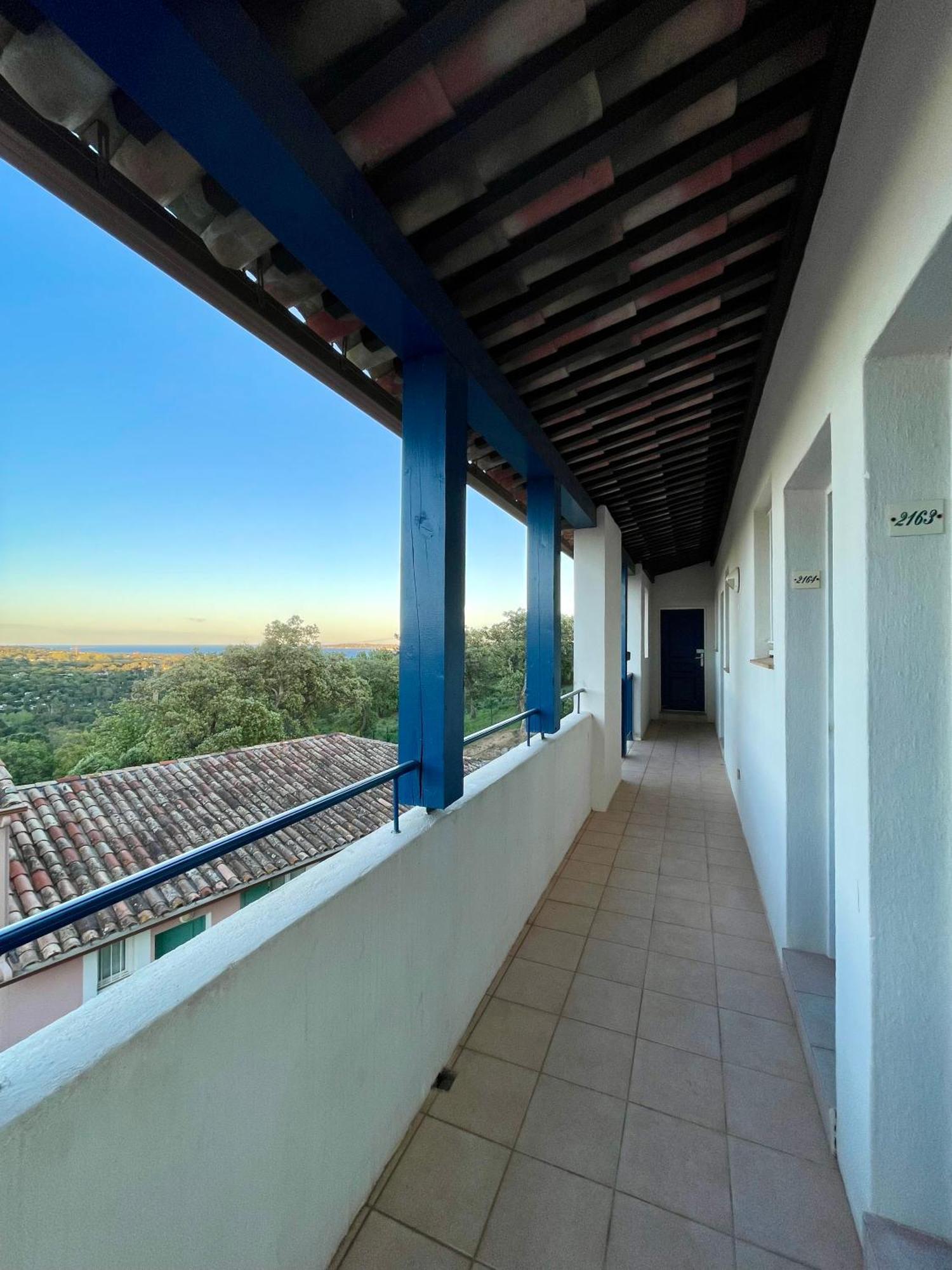 Charmant Appartement Village Restanques De Saint Tropez Grimaud Luaran gambar
